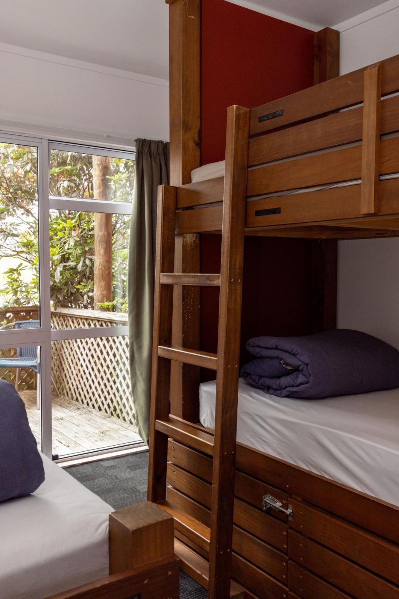 Haka House Taupo Hostel Kültér fotó