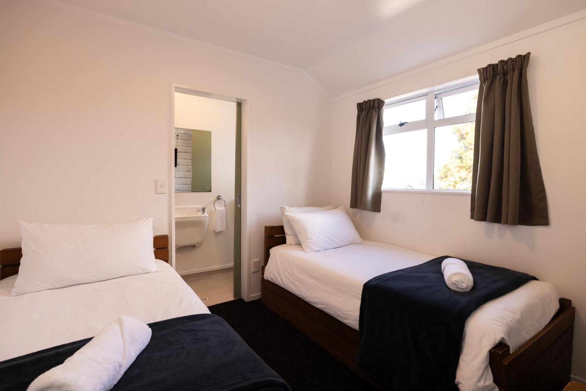 Haka House Taupo Hostel Kültér fotó