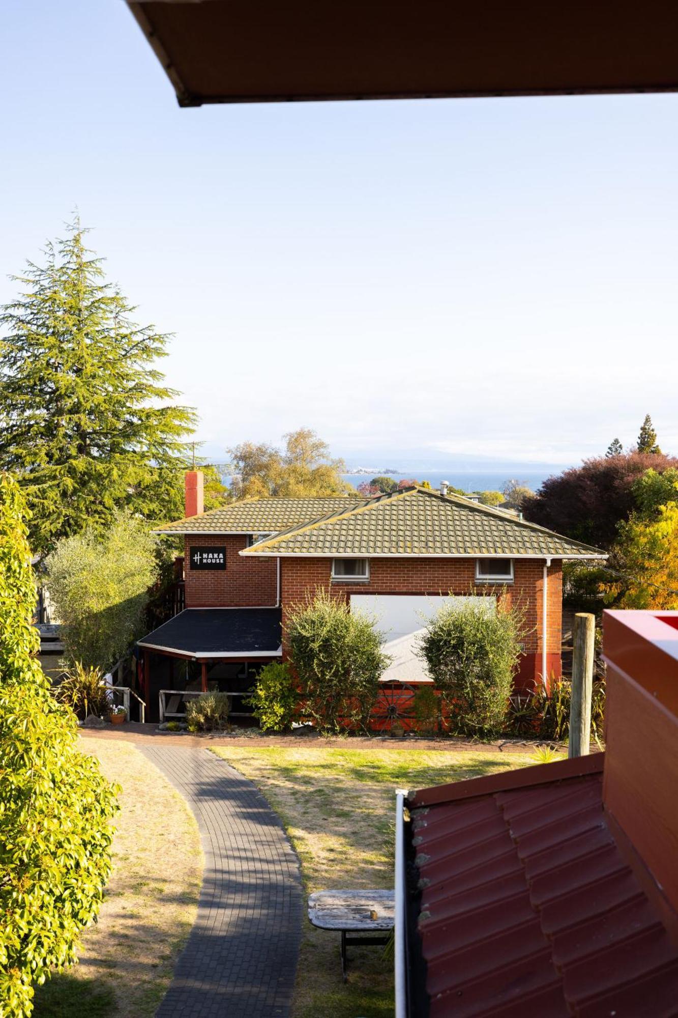 Haka House Taupo Hostel Kültér fotó