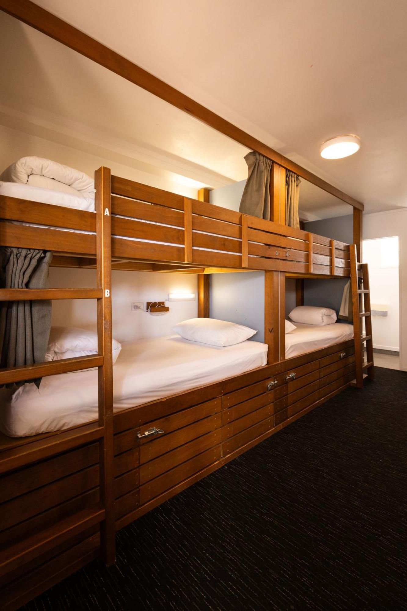 Haka House Taupo Hostel Kültér fotó
