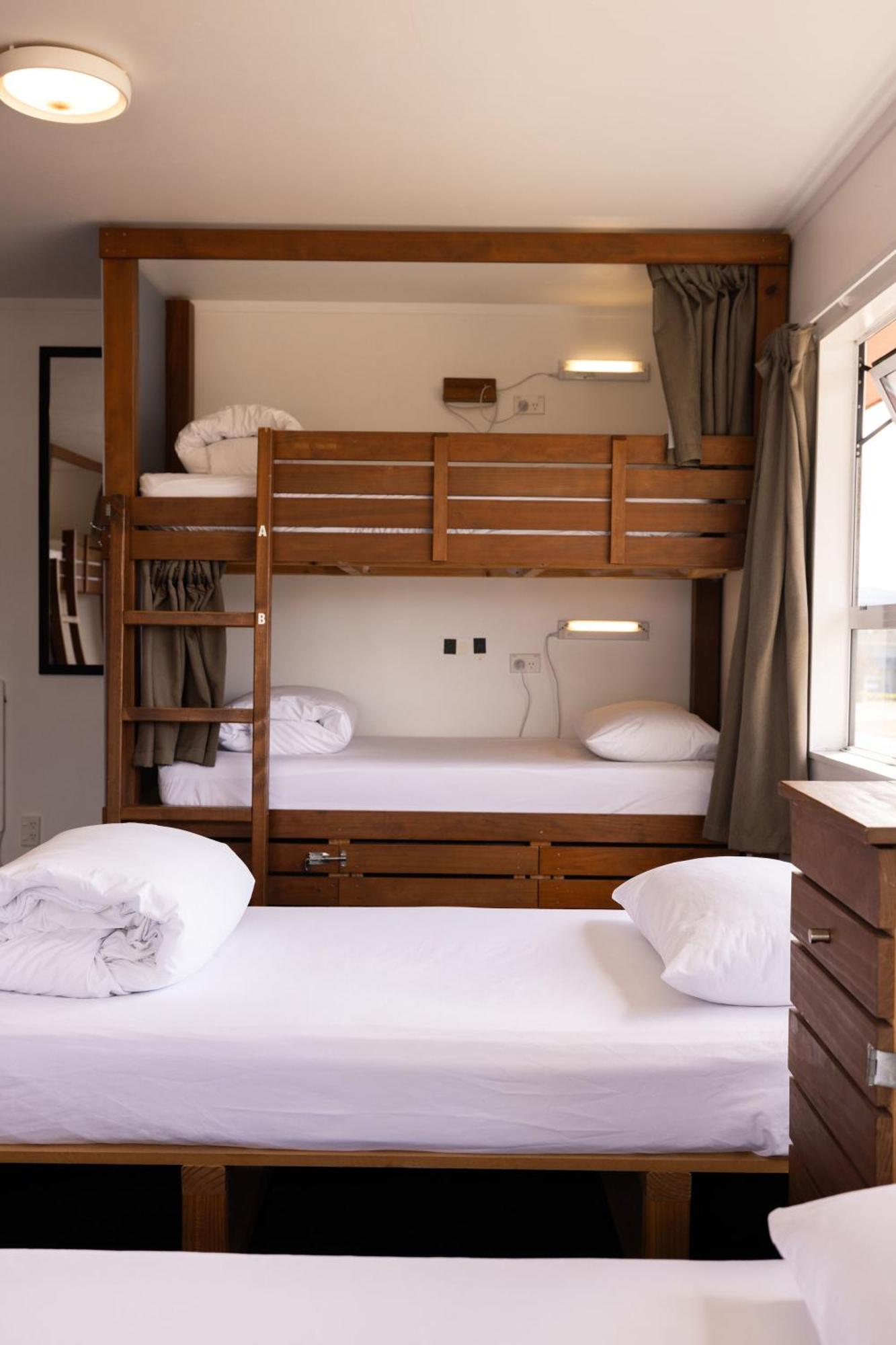 Haka House Taupo Hostel Kültér fotó