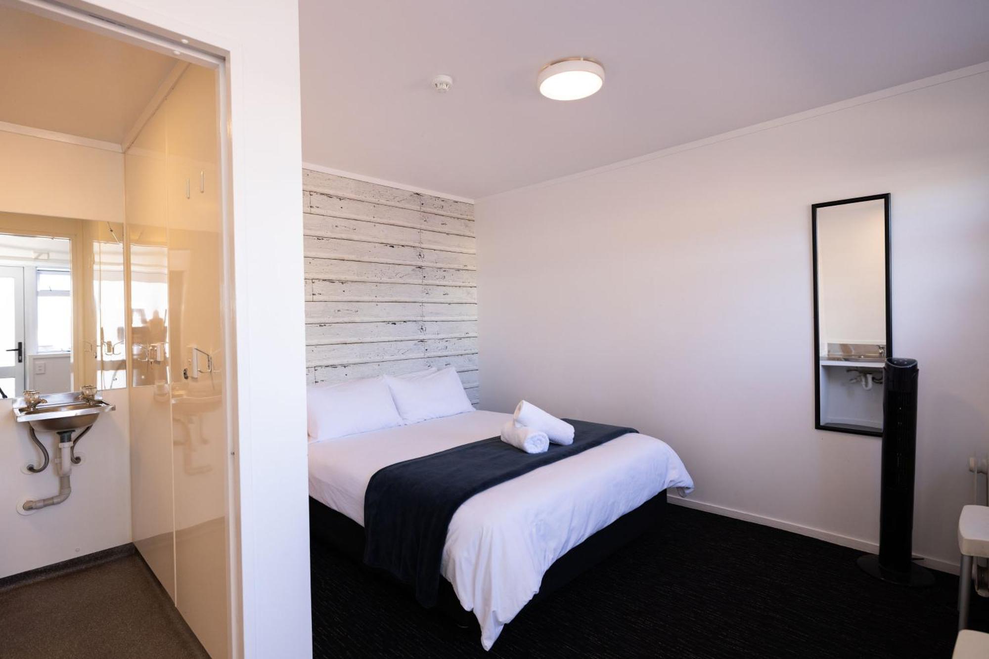 Haka House Taupo Hostel Kültér fotó